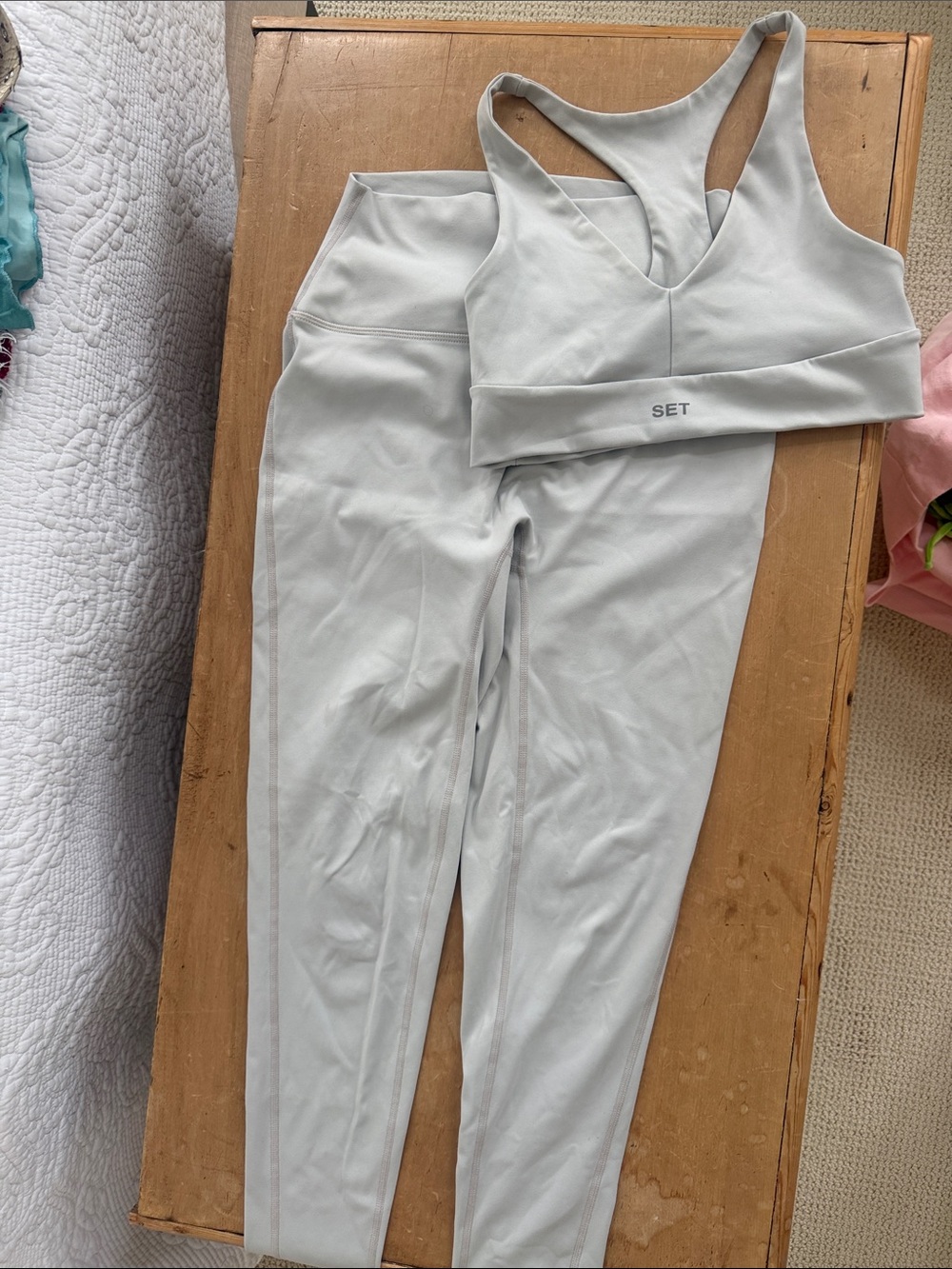 SET Gray Set Size M